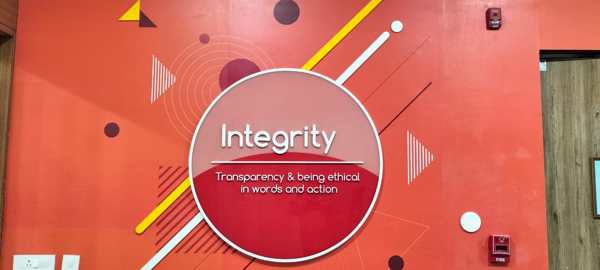 WALL GRAPHICS & GLASS FILM