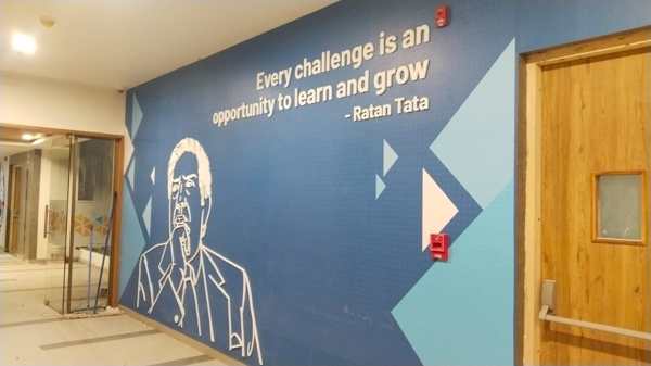 WALL GRAPHICS & GLASS FILM
