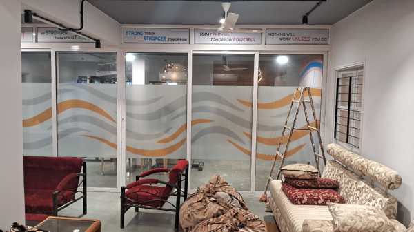 WALL GRAPHICS & GLASS FILM